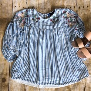 Embroidered stripe swing blouse with Eyelet back